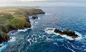 Naturebreak_Cliffs_Sea_Image