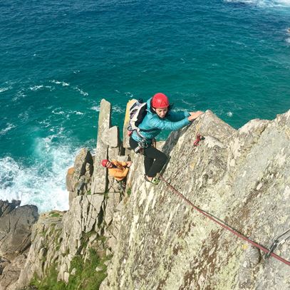 Naturebreak-Climbing-Steep